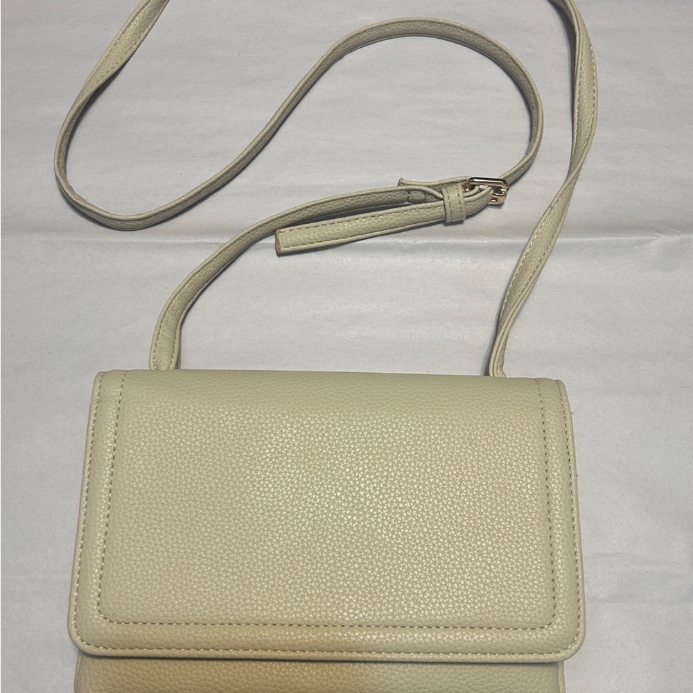 Elegant Cream Crossbody Bag